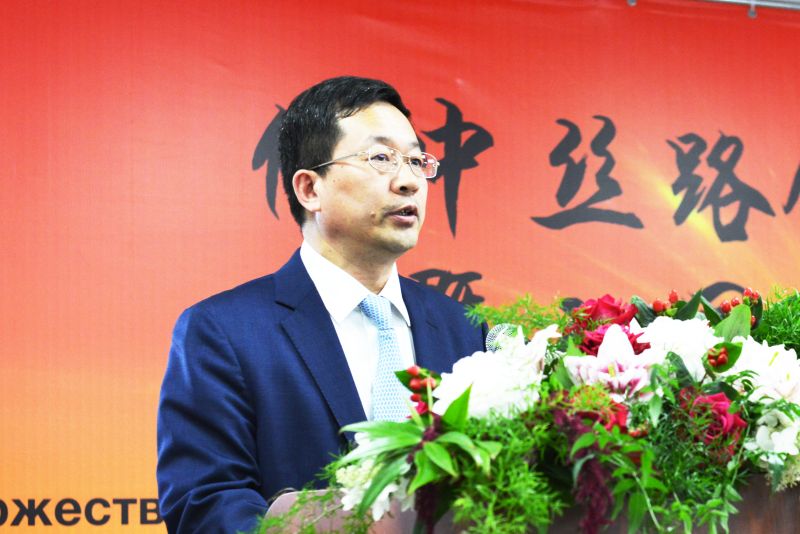 周立群 周立群